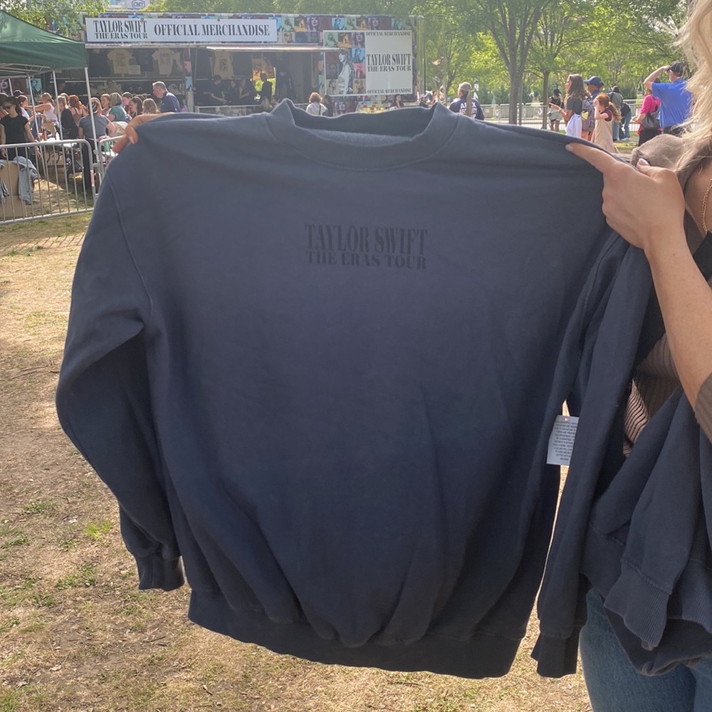 NWT Taylor Swift Eras Tour Official Blue Crew Neck Sweatshirt